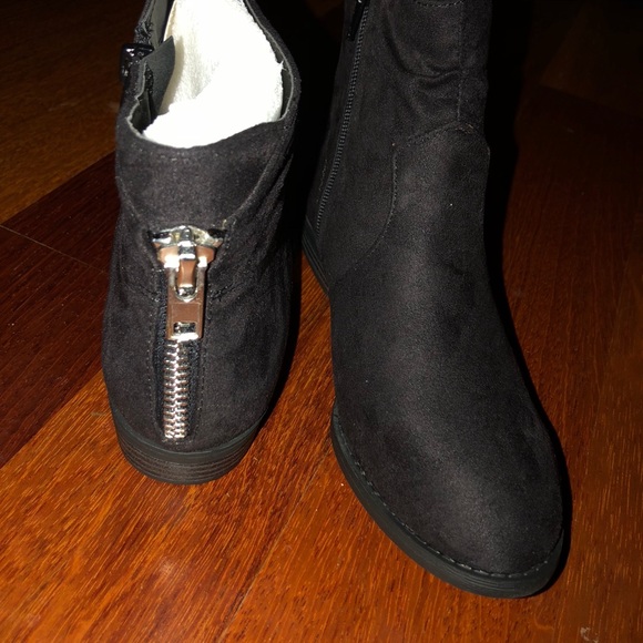 Black booties - Picture 4 of 5